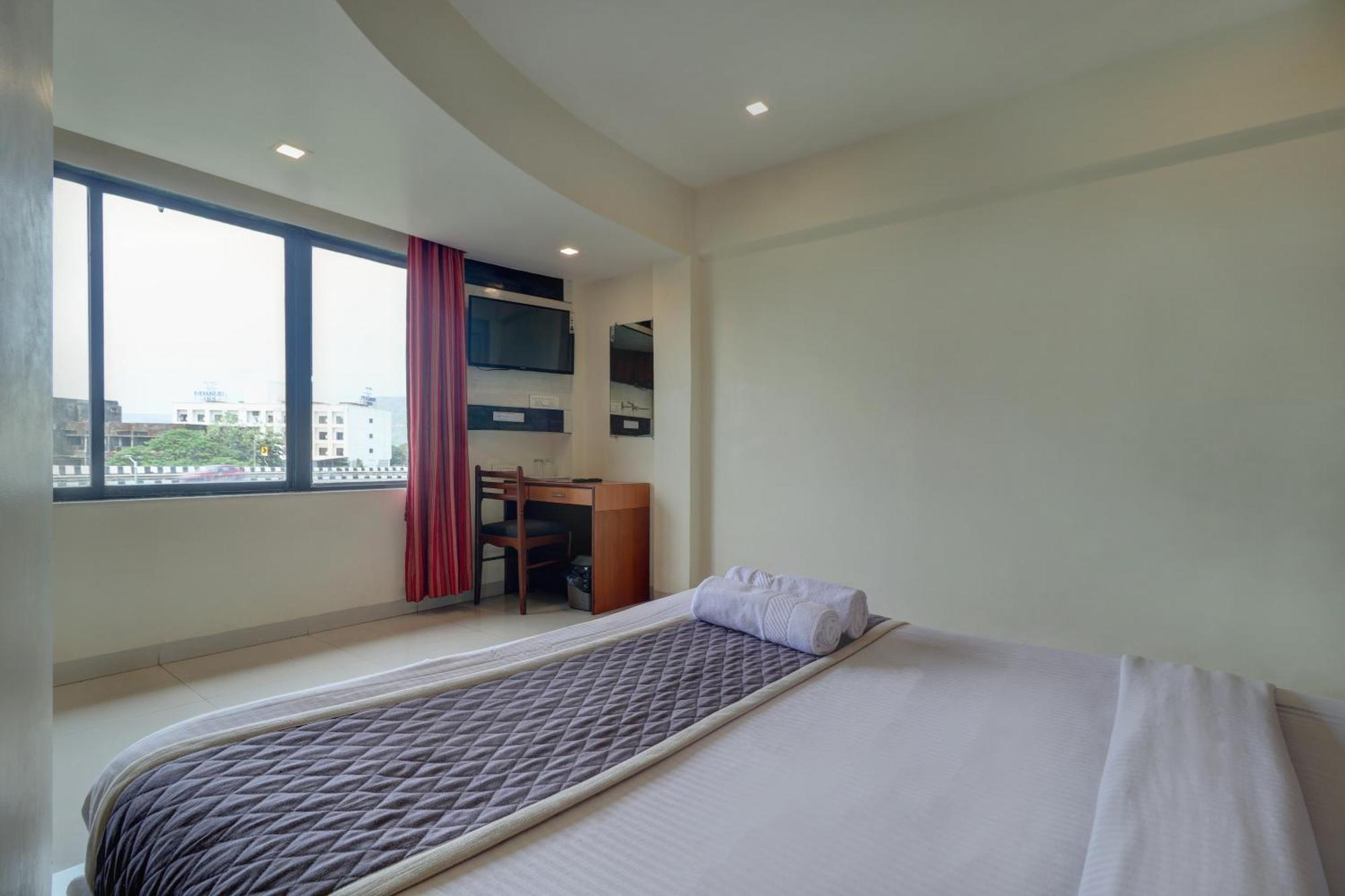 Hotel New Sarovar Grand Panvel Exterior photo