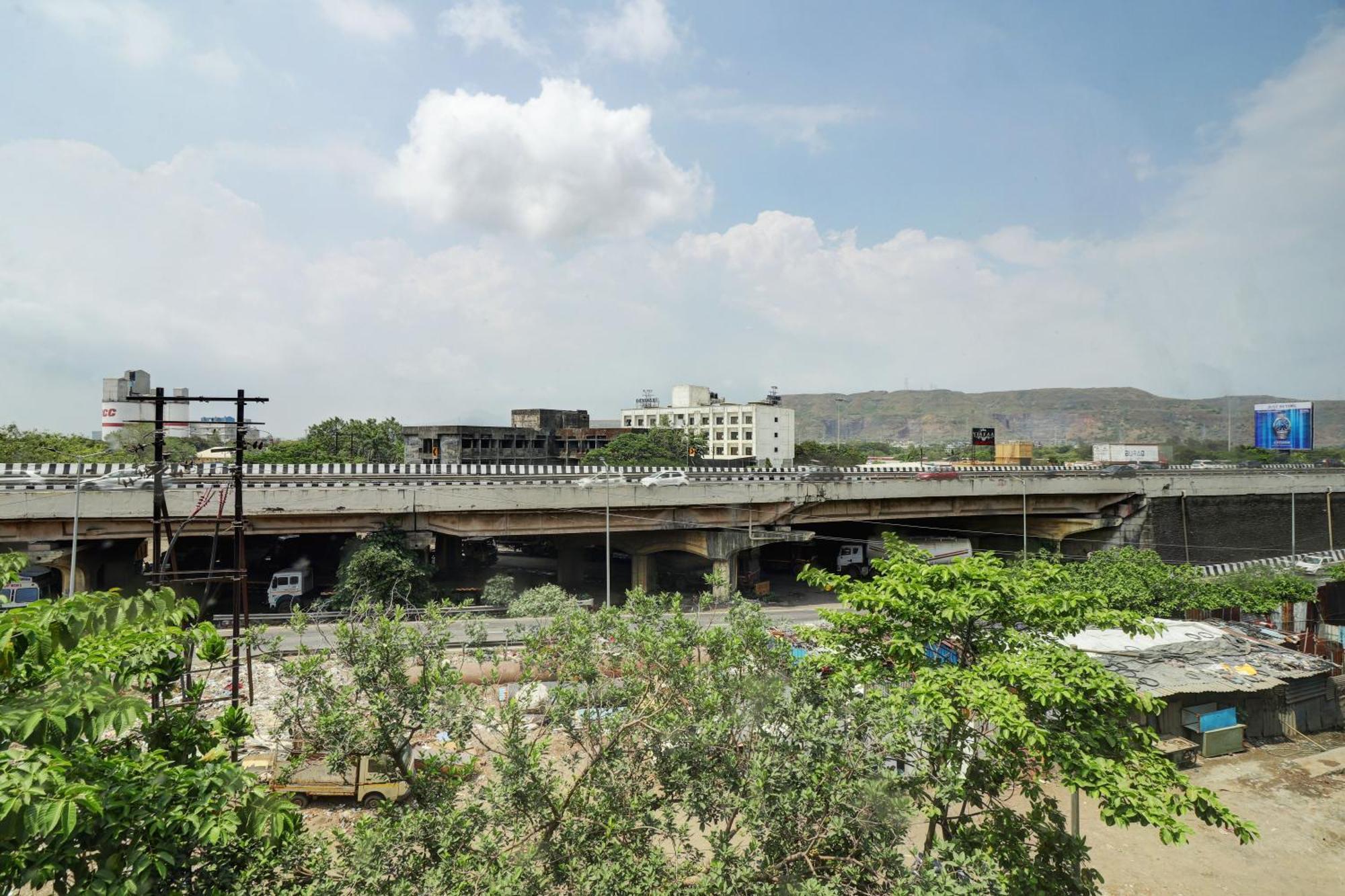 Hotel New Sarovar Grand Panvel Exterior photo