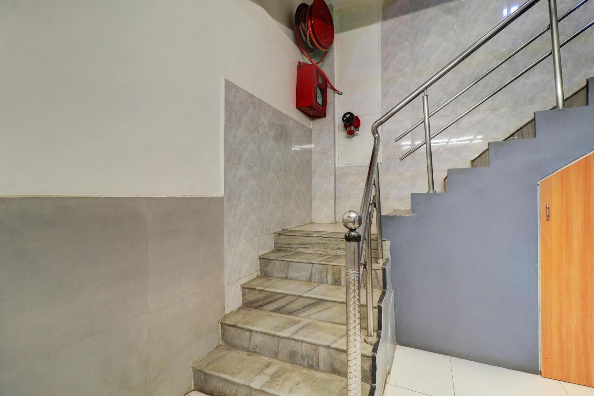 Hotel New Sarovar Grand Panvel Exterior photo
